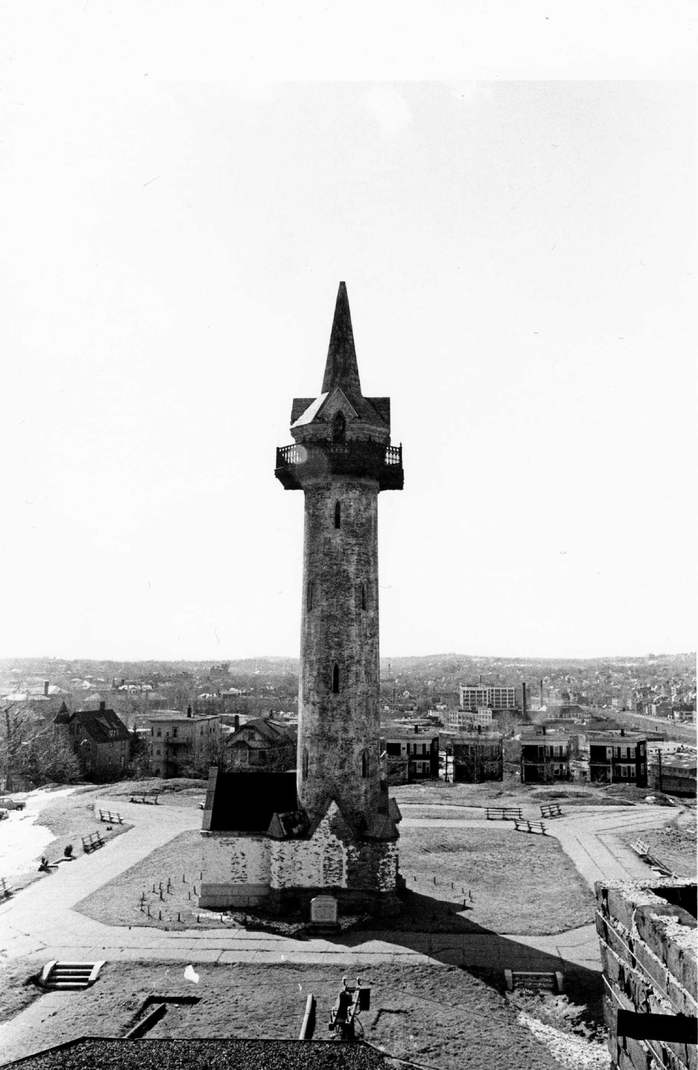 RECOGNITION & CLIENTELE